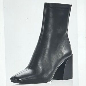 AQUA Women's Julie High Heel Booties Square Toe Black Leather, Size 6.5